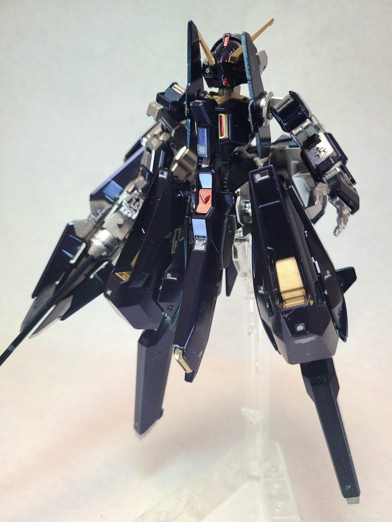 機種統合計画TR-6開発時に発案されたMSの恐竜的進化を改善する運用構想。簡単に言ってしまえば、1種類のMSのみで現存するMSを全て置き換えてしまおうという計画。過去にジオン公国軍で行われたモビルスーツの規格統一を行う統合整備計画と地球連邦軍のパーツ換装であらゆる状況に対応できる万能MSを開発する（同時にRX-78 ガンダムの様な全部乗せの万能性を否定する）RX-81計画を同時に行うようなものである。事実、ティターンズの運用するMS・MAの全機能をTR-6換装形態で再現することは達成しており、行く行くは地球連邦軍の運用機全てをTR-6に統一してしまおうと云う野心的な目標を立てていた。成功すれば、機種統一による整備性の向上はもとより、運用する基地・母艦、配備定数、作戦作成、製造等々、MS運用システムそのものを一新させていたかもしれない。理論上ではあるが、TR-6は敵機に合わせた換装パーツを随時開発、必要ならば万能化換装システムで取り込むことで、常に相手に対して高スペックを獲得する事ができる。また、イジェクションポッドに比べ、生存性の高いプリムローズを標準採用しているため、たとえ撃破されてもパイロットの生存・生還率の上昇が見込める。