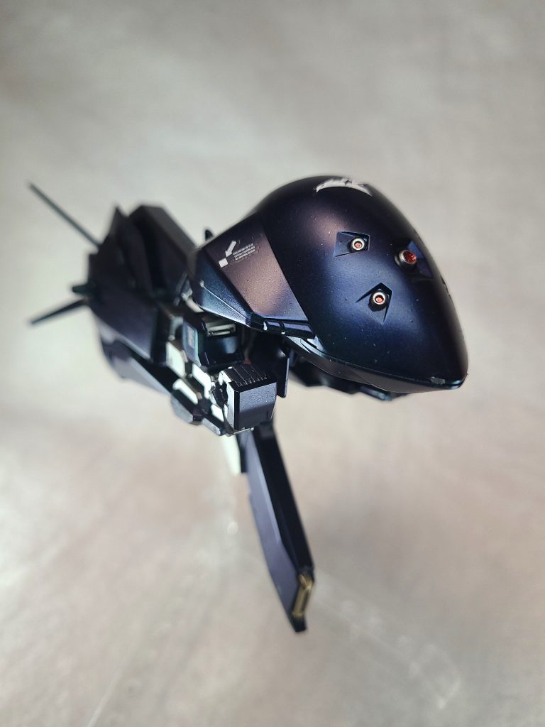 ハイゼンスレイII形態（文中では、フォト・ストーリーでは「ウーンドウォート」、小説版では「ウーンドウォートEX」と呼ばれる）で出撃後、命令通り戦線とは逆の暗礁宙域に向かうが、エゥーゴのガブリエル・ゾラが搭乗するリック・ディアス［シュトゥッツァー］に補足され、追尾される[25][26]。途中エゥーゴの部隊と遭遇するが、本機は一瞬にしてネモ3機を撃破すると同時にサラミス改級巡洋艦へ壊滅的な打撃を与え、撃墜を免れたネモ3機を後退させる。その後エリアルドは、会敵したゾラ機にみずからとともに本機が破壊されるのを待つが[27][28]、その真意を知ったゾラはエリアルドに「貴官は、ガンダムの完全な破壊を見届ける義務がある」と言い含めて自機のコックピットに乗せ、ふたりの親指でゾラ機のメガ粒子砲のトリガー・ボタンを押し、TR-6の破壊を完遂する。エゥーゴが掌握したコロニー・レーザーが発射される直前のことであった 