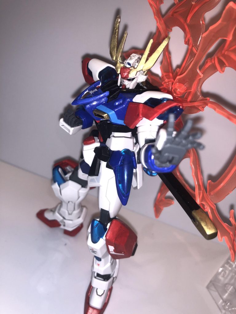 フレーム、装甲の強度がより上がったので、格闘戦にも特化している。オーバーブーストモードでは炎を生かした打撃や蹴りを繰り出し相手を焼き付ける。また手から火炎放射も可能。