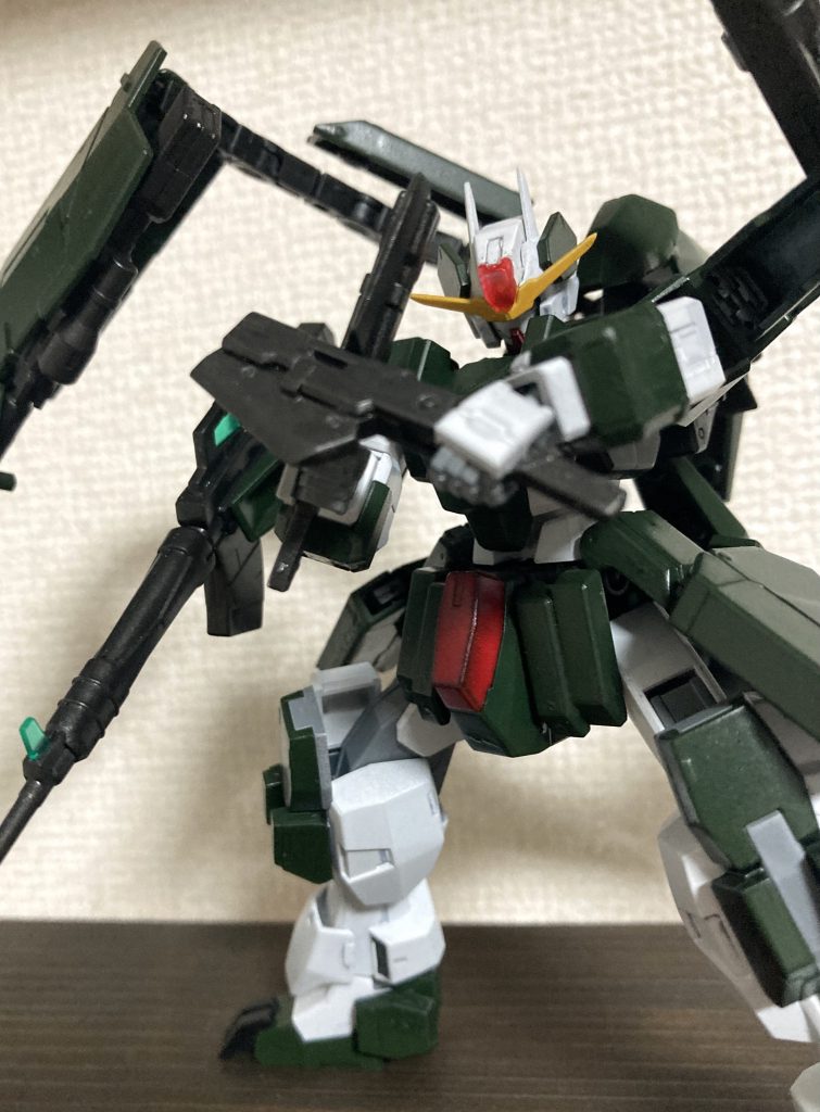 唯一の格闘武器としても使用