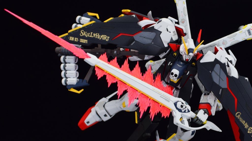 ムラマサブラスターなんでビームエフェクトあんなに角ばってるん?という事で、プラ板で自作しました。