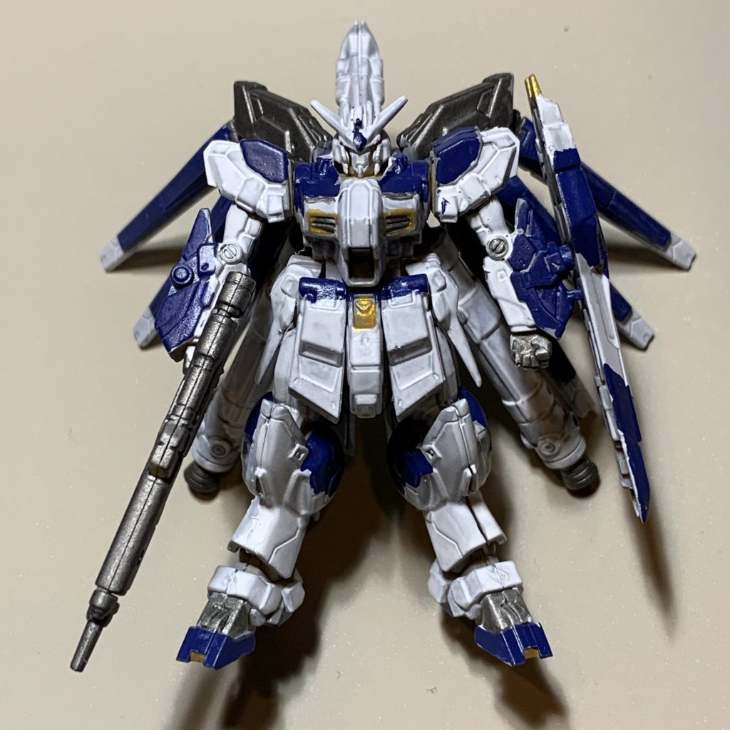 艶消しクリアスプレーは、意を決してラッカークリアを使用しました。下地を充分に乾燥させ、なおかつクリアを吹く時に最初は距離を取って（40cmぐらい）、下地に圧が掛からないように少しずつ吹き重ねて行けば、塗膜を侵すことなく上手くクリアを乗せられるようでした。ちょっと（かなり？）ドキドキでしたが。以上です。ご閲覧ありがとうございます。