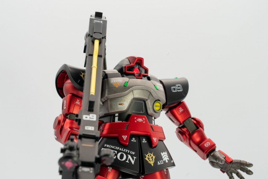 初めてモールドを彫ってグリーンポイントを埋めてみました。プラ棒のサイズが1mmだと少し太いので0.8mm位が丁度良いかなと。