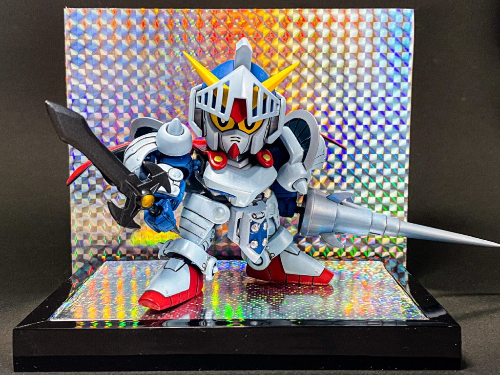 以上となります。SDガンダムを作るのは正しく子供の頃以来でしたが、スタイル、造形の進化に驚きました。流石レジェンド。懐かしさと新しさの入り混じった感動でした。