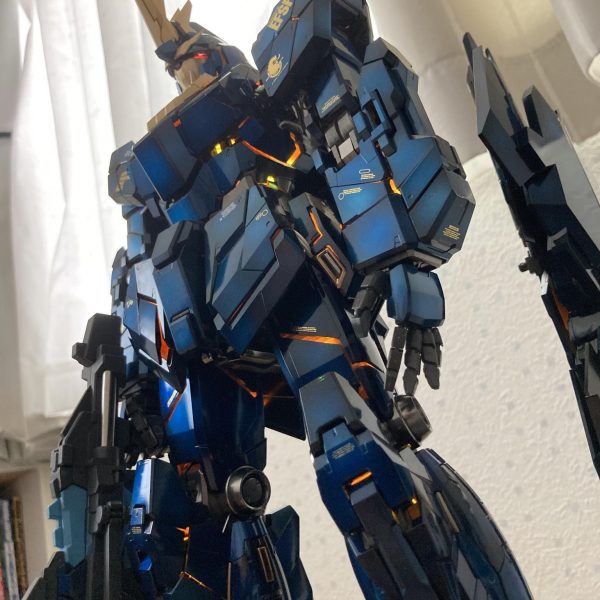 2年積まれていたバンシィ完成