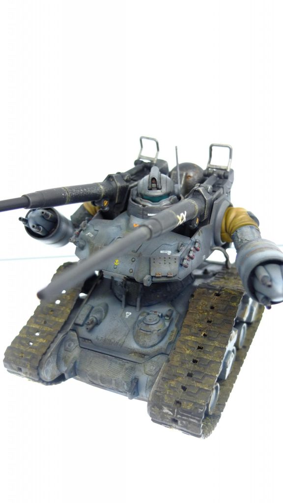 このキット作る前にスケモを作っていまして完全に頭が履帯脳になっていましたのでツィメリットコーティングなんぞしております