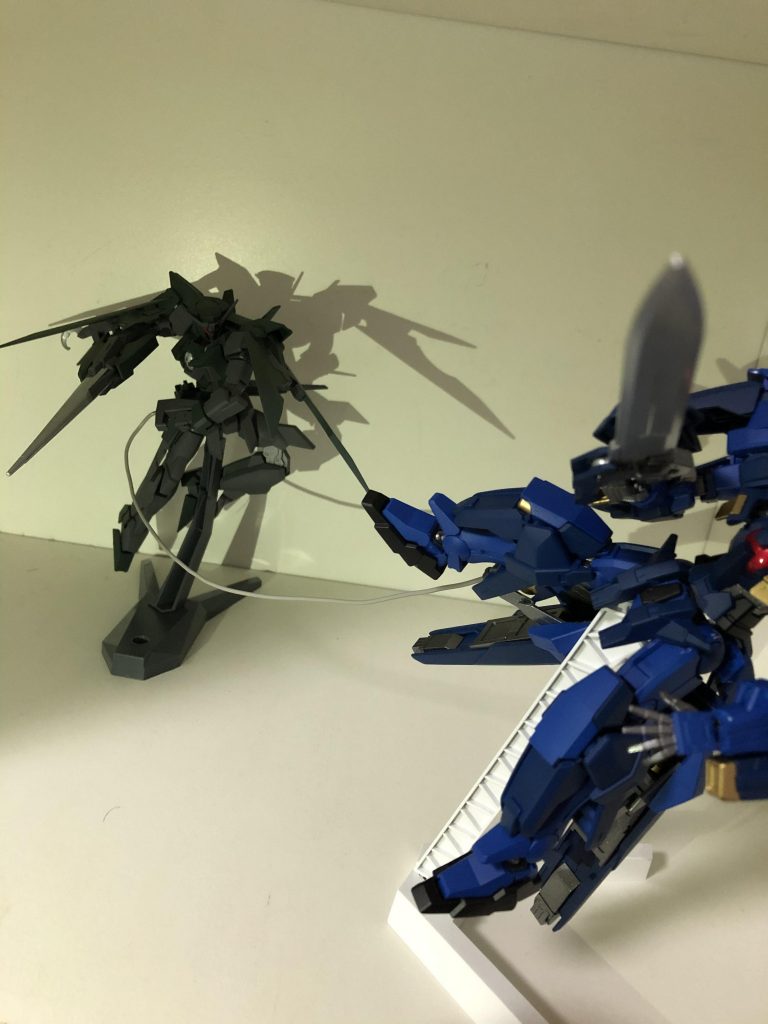 アンカーのワイヤーアクションにてこずりました。