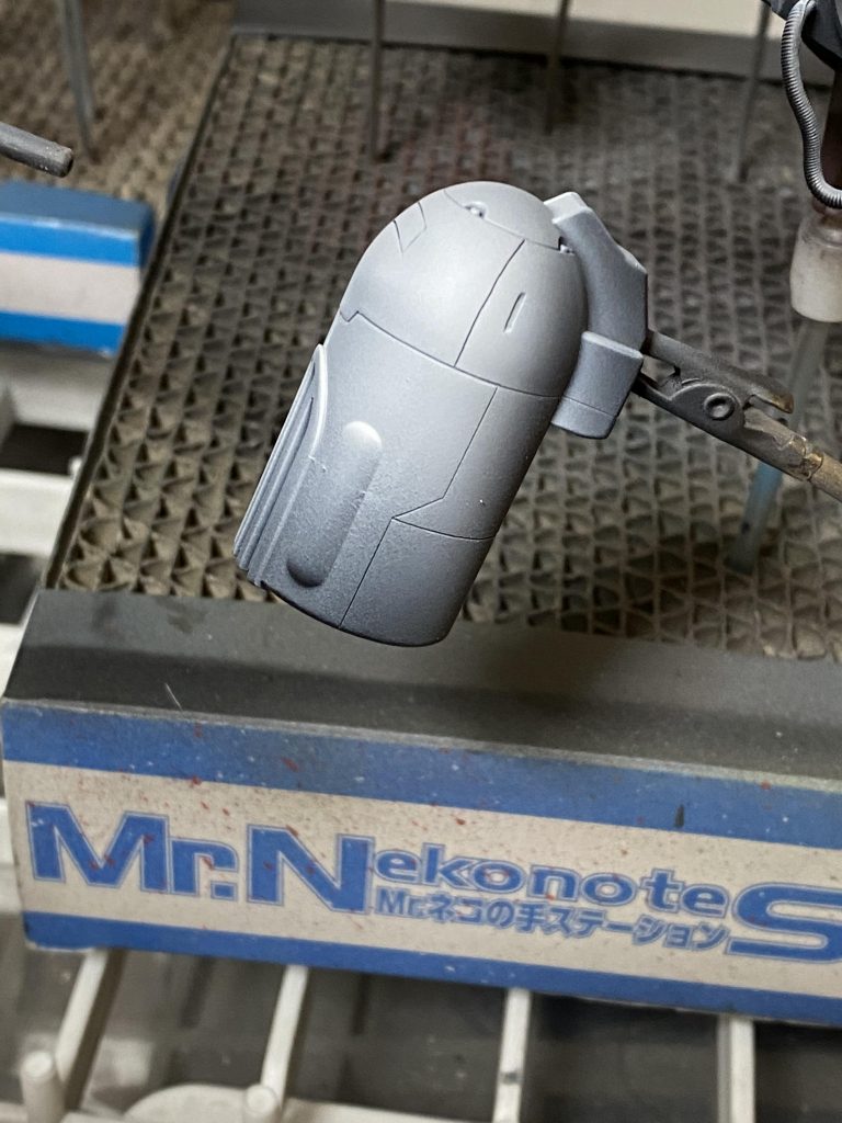 タンクも最初はグラデ入れたんですがシルバーサフからの黒塗装に切り替えました