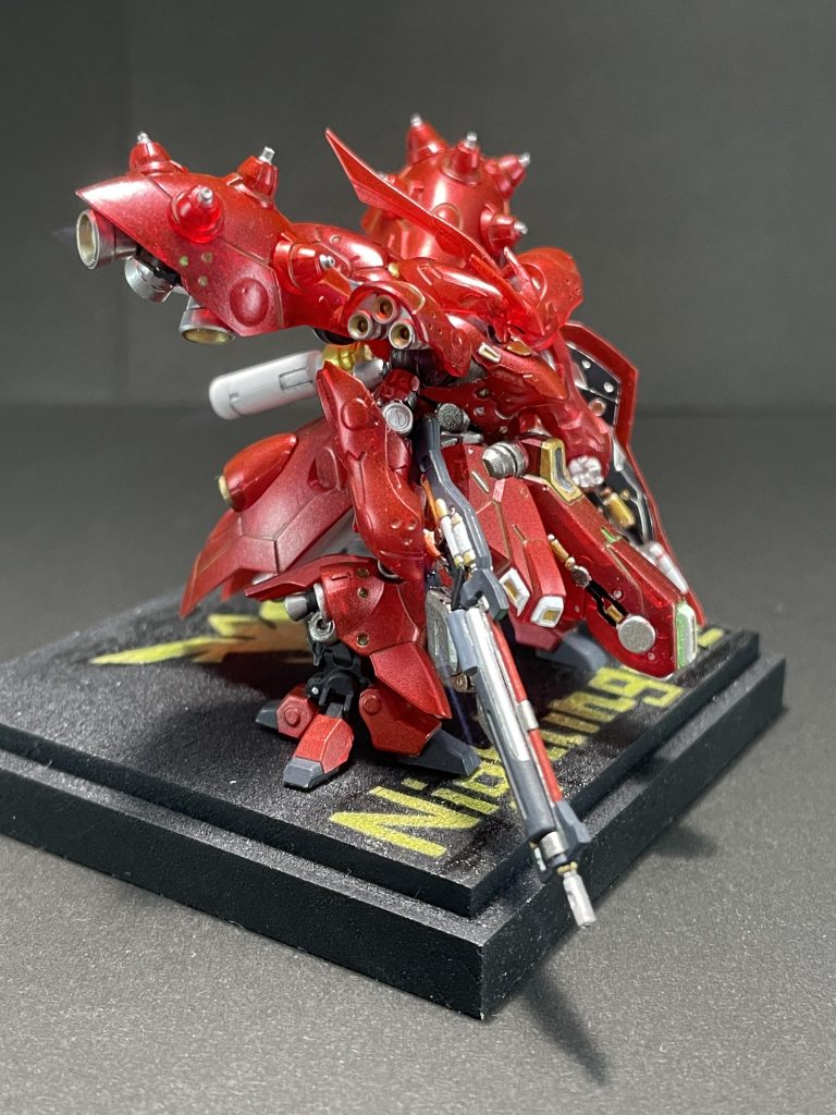 造形は原典から大分アレンジされているようですが、個人的にはすごい好みのアレンジでした。ファンネルのバインダーが短くなってるのがかなり好きです。