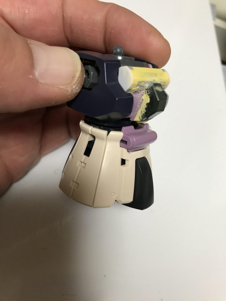 F２ザクと三連星のニコイチ胸部盛ってます