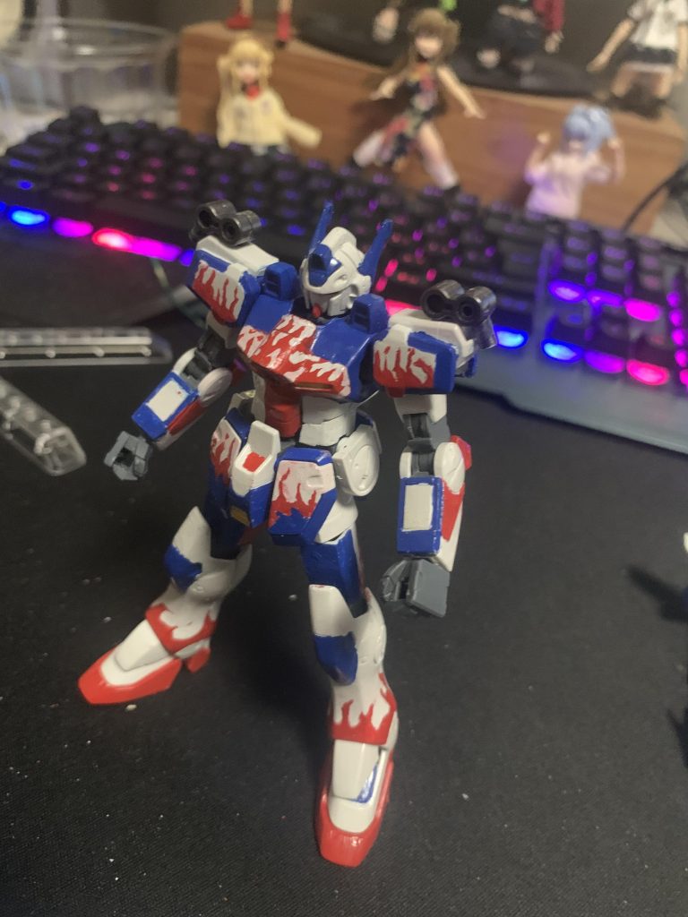 ガンダム側にもマグナムっぽくファイヤーパターンっぽいものを塗る。