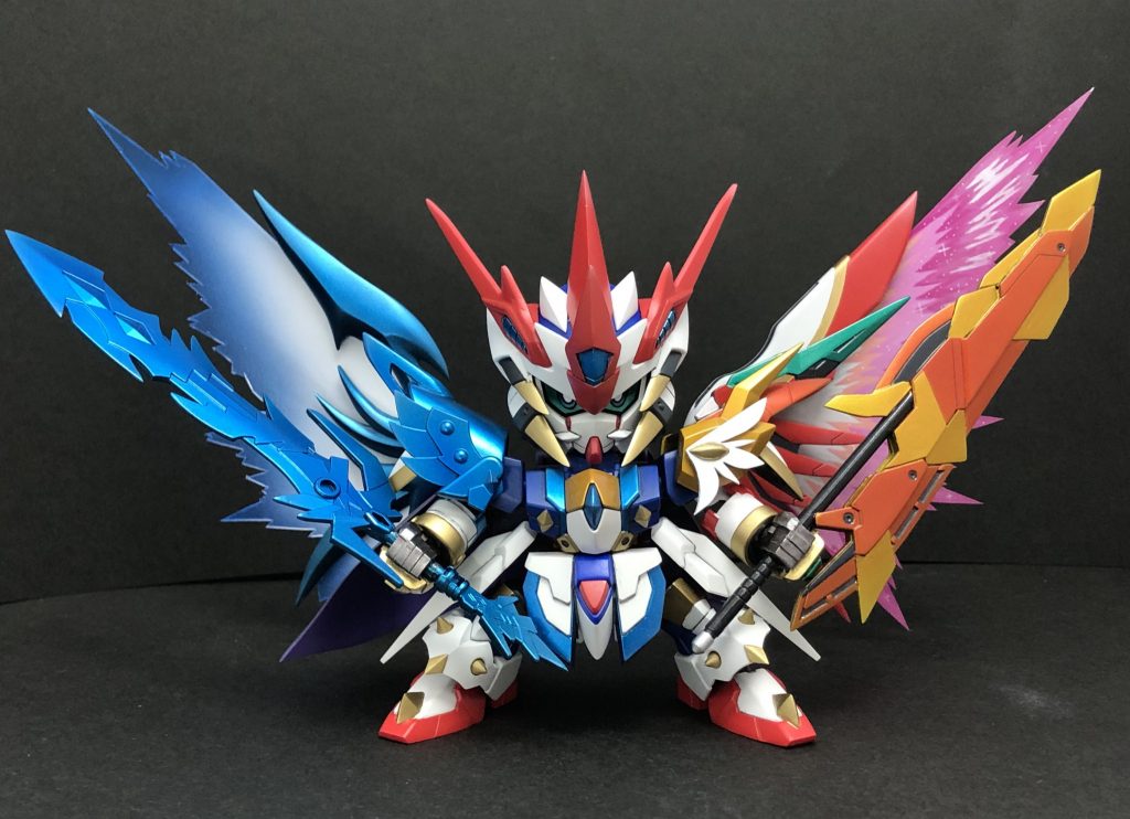 正面構えはバーサルロードスペリオルガンダムを意識しました。