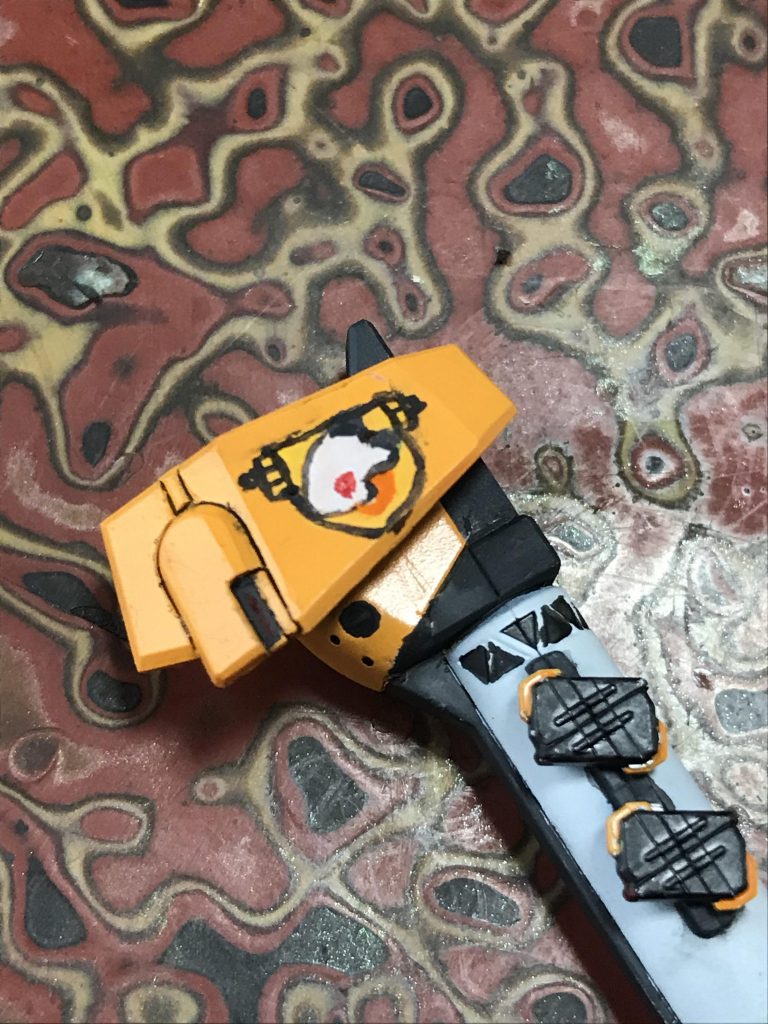 ティターンズテストチームのマークやエンブレムも手描きしてみました。そろそろ筆買い替えないとな〜💦w 塗り終えた感想…電ホビ付録として手に入れた頃「こんなちっこいの塗れる筈が無い!」と怖気付いていたあの日の自分を超えた気分です✨