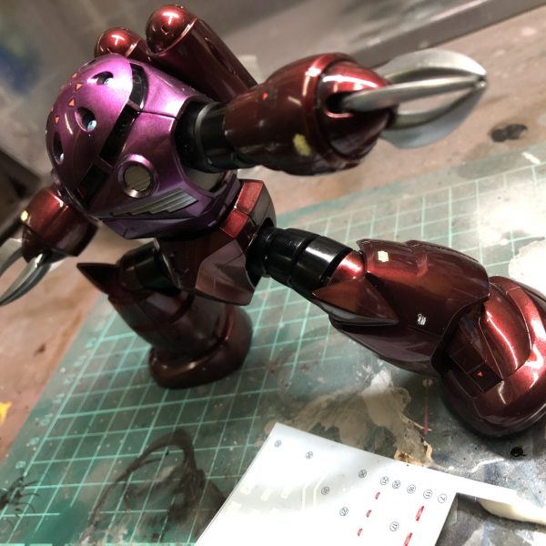 メタリック塗装の練習台のズゴック