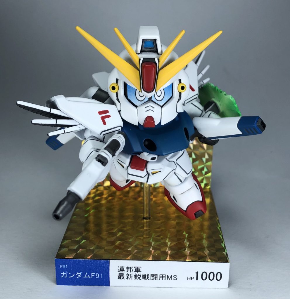 フェイスオープン直前的な目のやつも作りました。正面だと思っきしずれてる泣