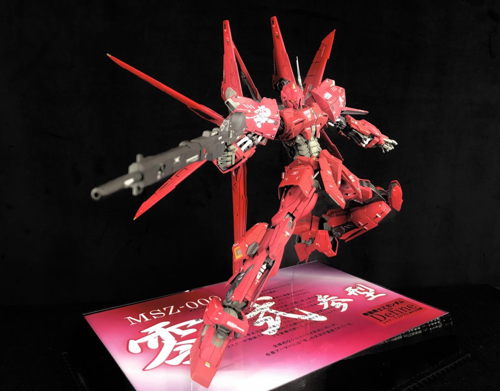 全体像。SEEDっぽいポージングで😁