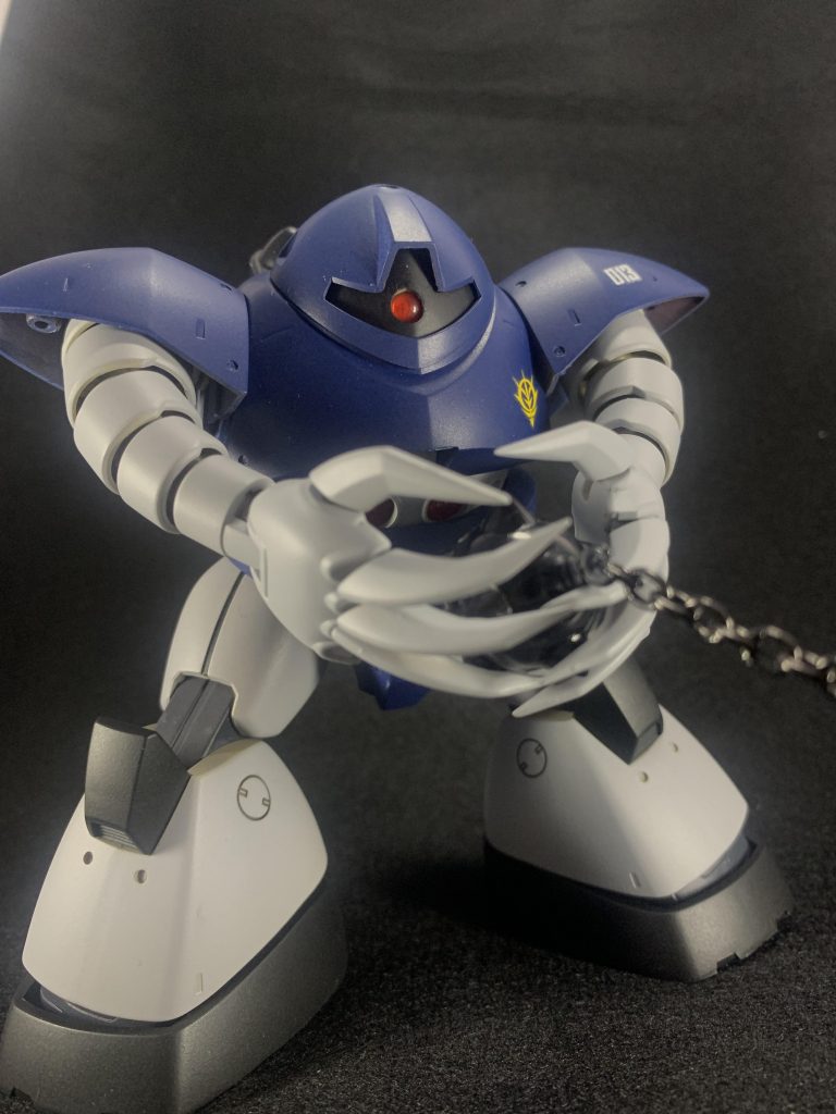 モノアイをＨアイズに変えてみました。