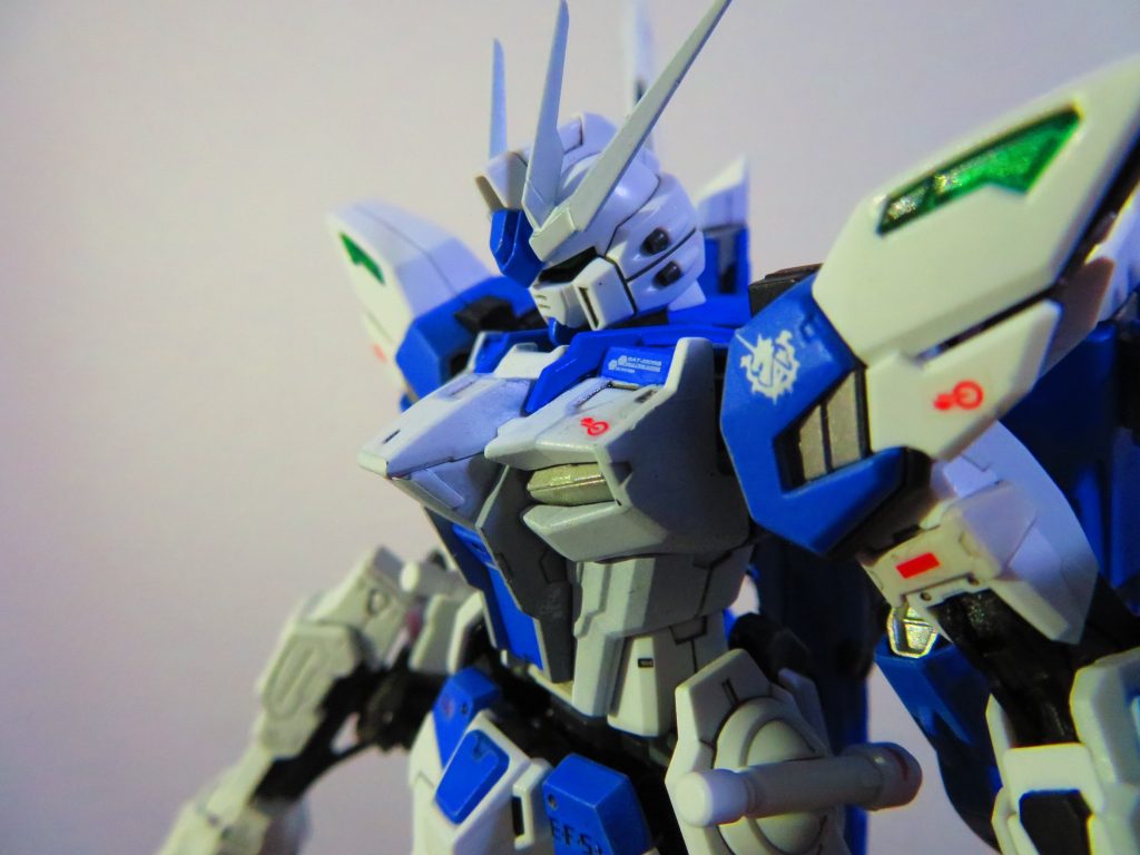 クリアパーツはサイコフレームぽく緑色です！