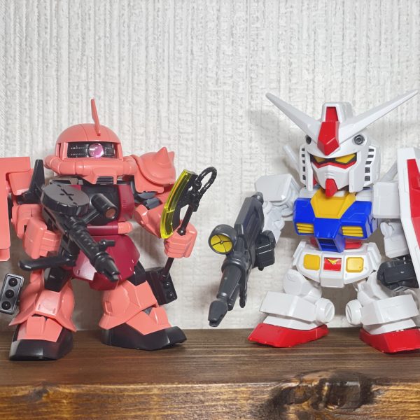 RX-78-2ガンダム＆シャア専用ザクⅡ