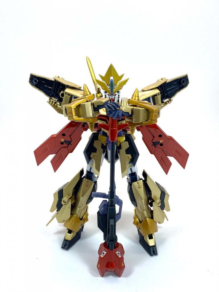 最後は某閣下のエレガントなポーズで。以上、ガンダムアルバイージスナイトでした。ブログにここには載せきれなかった写真や設定も載せてますのでぜひご覧ください↓ガンダムアルバイージスナイトhttps://puramonooshiire.com/?p=4857