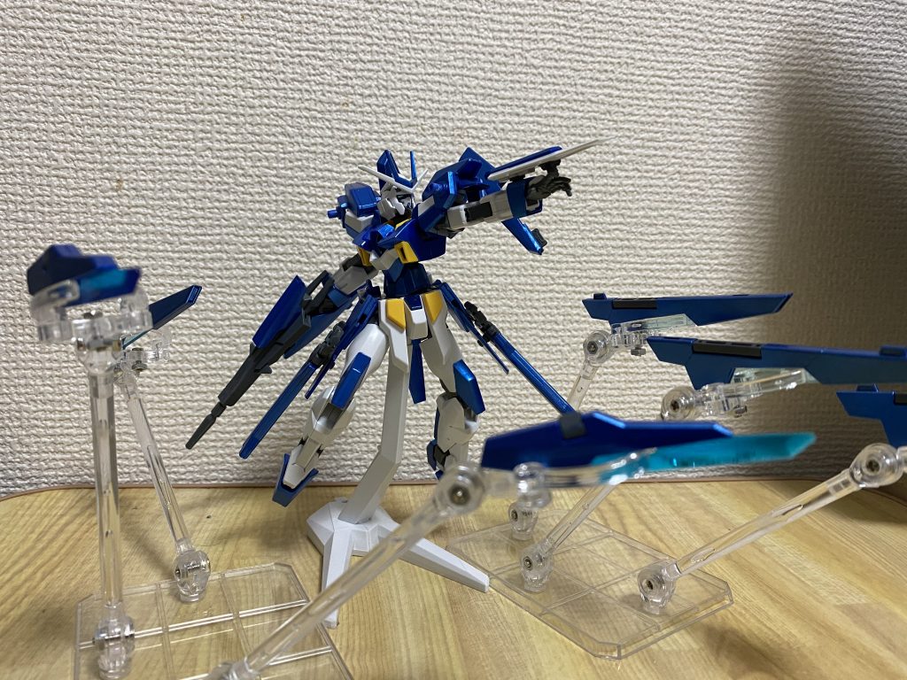 今回のウェアはMAGE2ノーマル。昔は台座が無かったのですが、今はビットも展示出来ます。