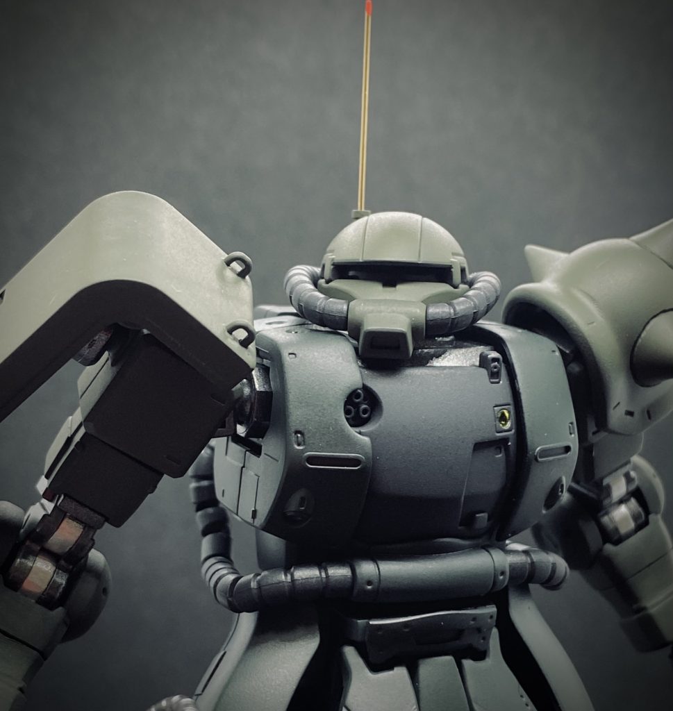 ・首はポリパーツを若干詰めて短くしました。・あと腕の付け根も短縮しています。