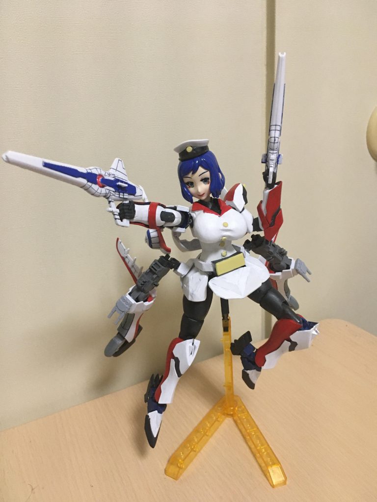 ジャンクの中から元のパーツを探して可能な限り使っています。