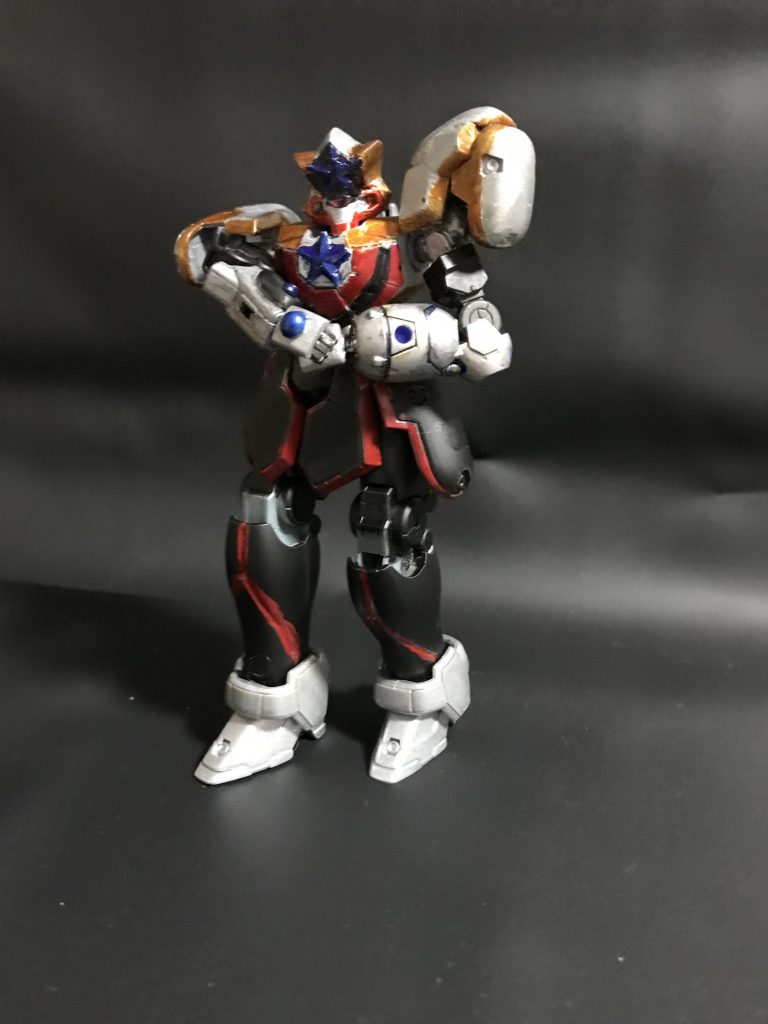 タイタスっぽい筋肉を見せるポーズ。あまり自分には縁のないポーズなのでポージング苦労しました(笑)