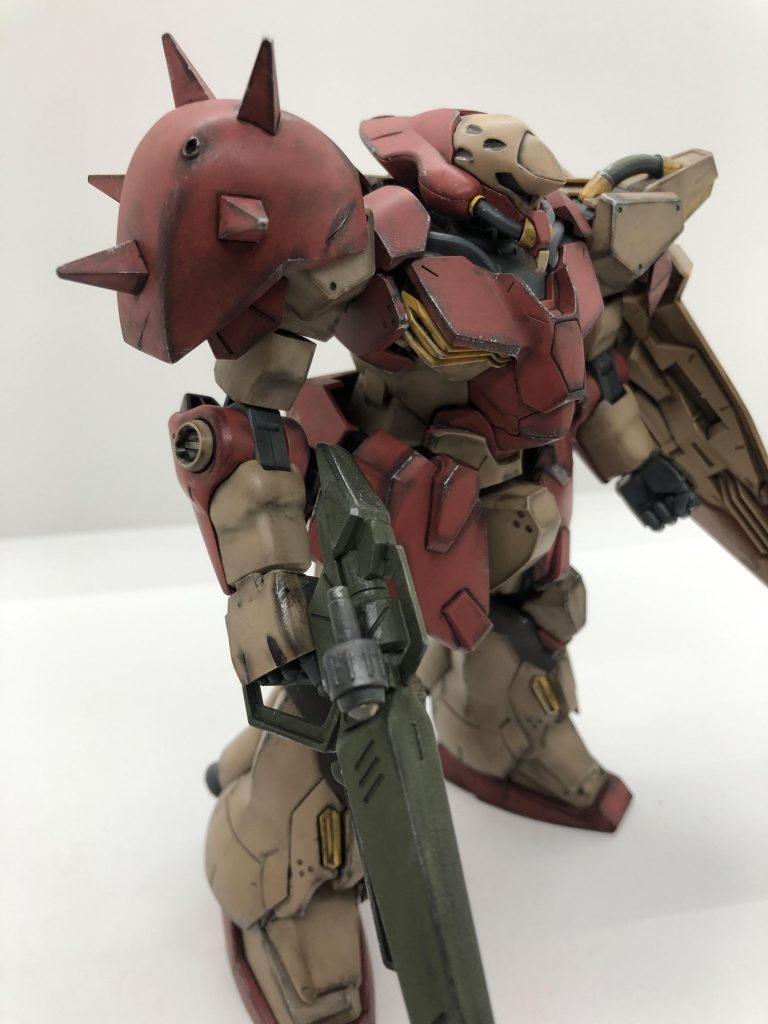 ショルダーシールド部にダメージライフル部分塗装