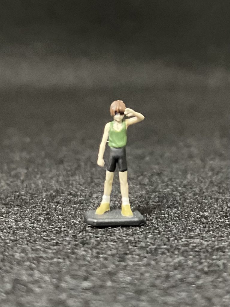 ヒイロのフィギュアも塗りましたよ〜。ちっさくて大変でした。