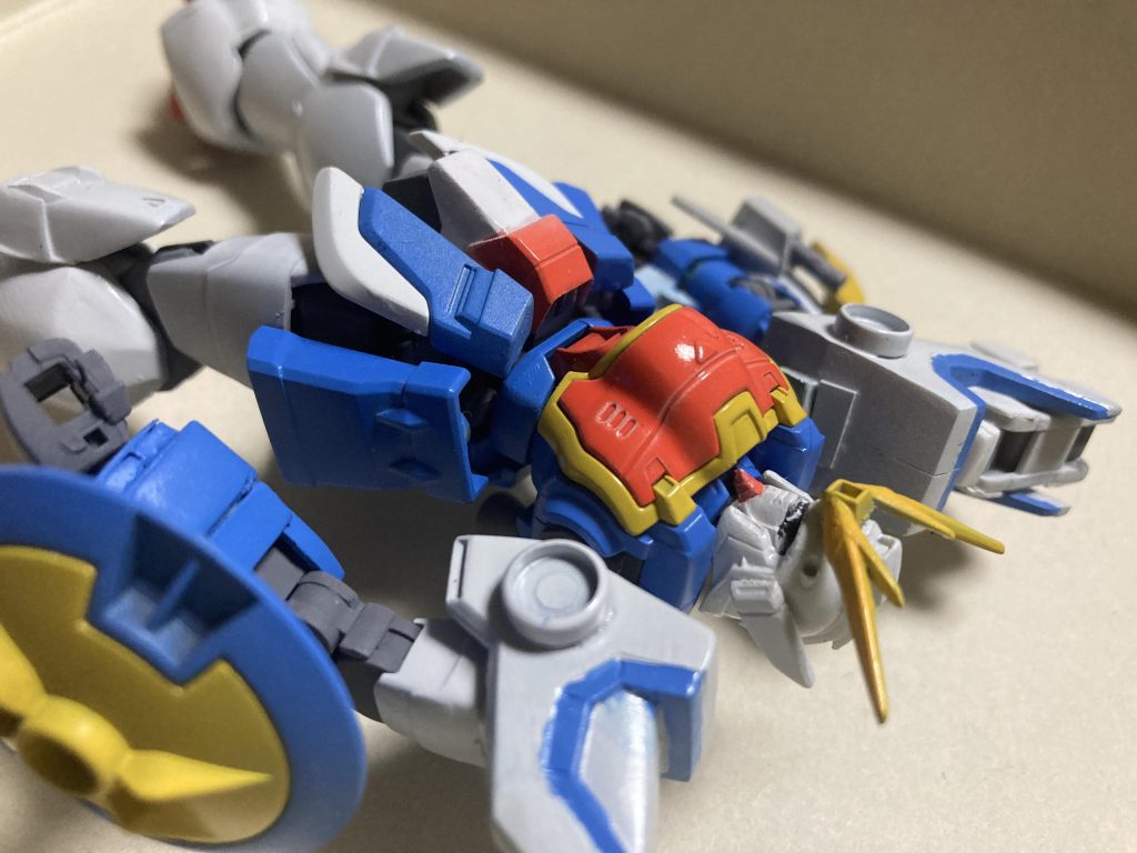 塗色はやや彩度おさえめに。TV版なのでマーキングは無しです。