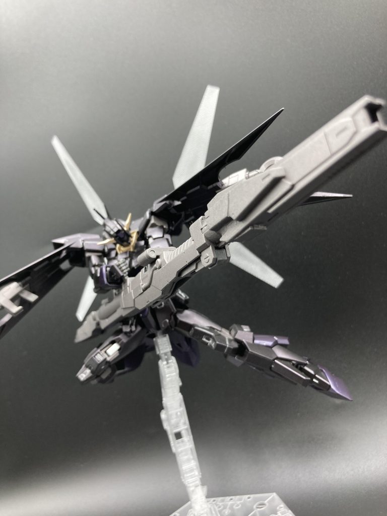 ハイパーサテライトキャノンカスタムで!!威力は普通では無くツインサテライトキャノンよりも高火力、取り回しができます!更に月からエネルギーを貰わなくても1回なら撃つ事ができます!