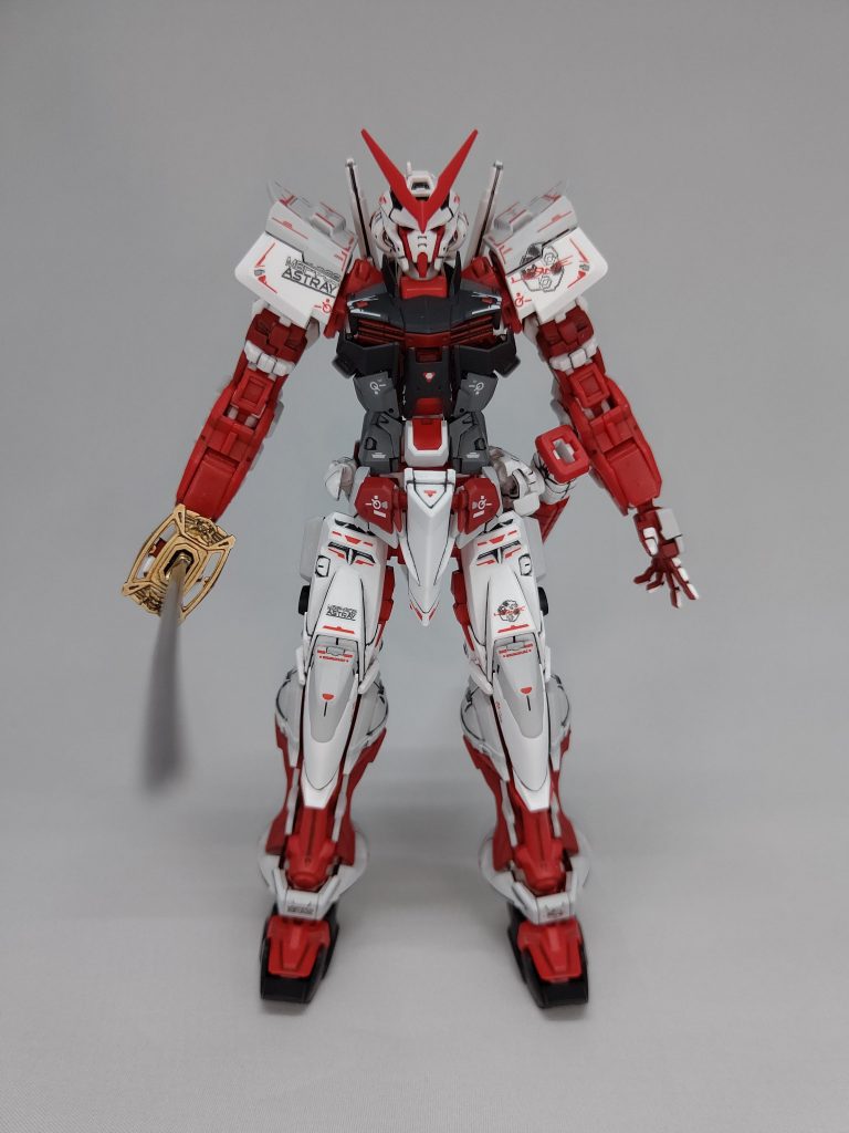 ABSパーツは割れを警戒してアクリジョンベースレッドでコートしてからラッカー系塗料で塗装、スミ入れも水性のファレホのモデルウォッシュブラウンで施しました。