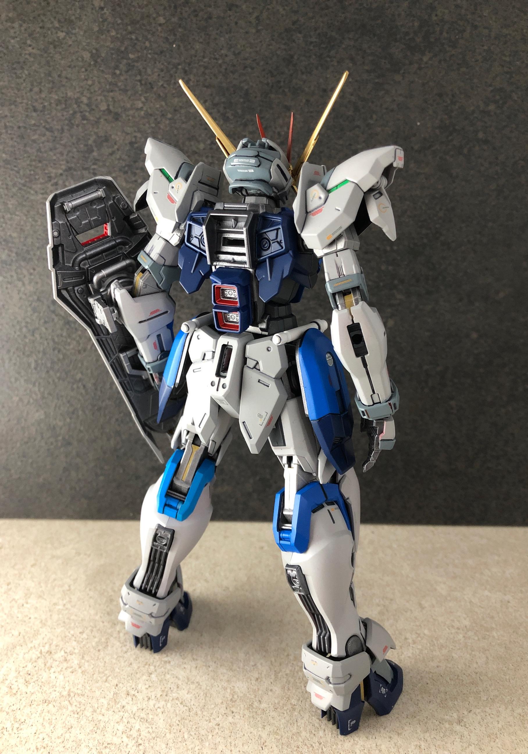 MG アウトフレームD 塗装済み完成品ガンプラ - プラモデル