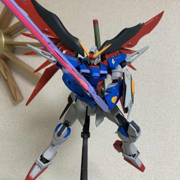 デスティニーガンダム