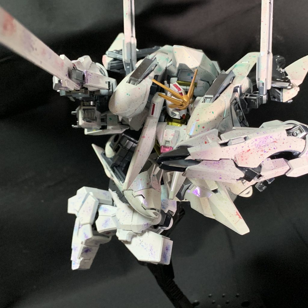 サイコブレードアンテナのデザインほんと好きです愛してます()ちなみにこのパール塗装は各部違う色にしてあるんですけど…