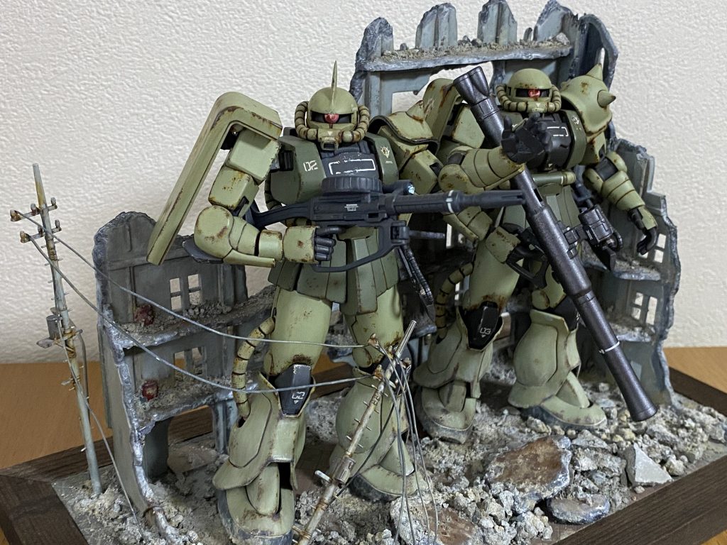 100均一 セメントで、瓦礫を作って着色。適当にばら撒いてみました。