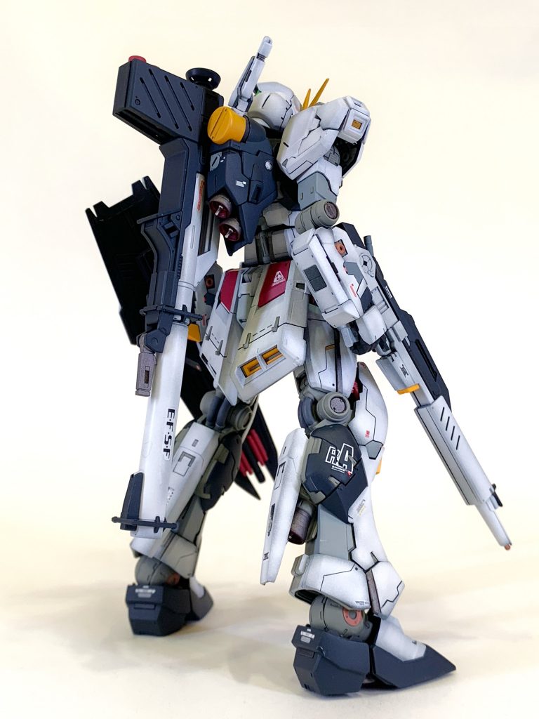 バーニア各部にはicソケットのピンをつけお手軽ディテールアップ