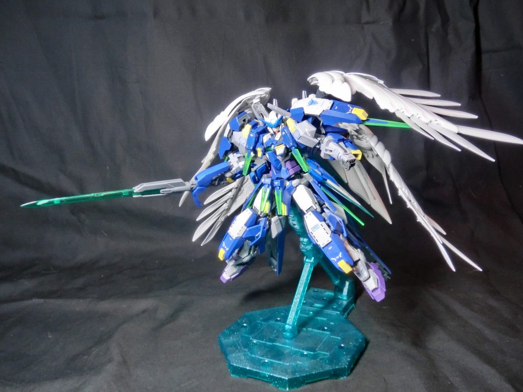 シュヴェルトライテ セラフィム最終形態にして遠距離攻撃の強化機体