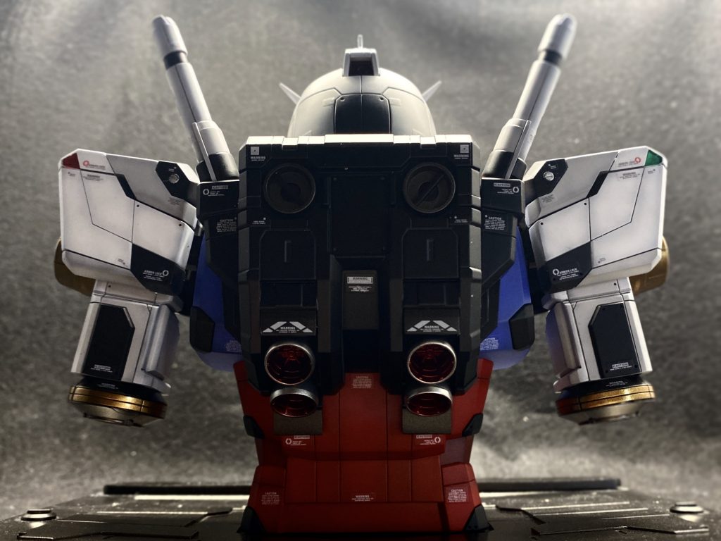 バーニアはクリアーレッドだけの仕上げです