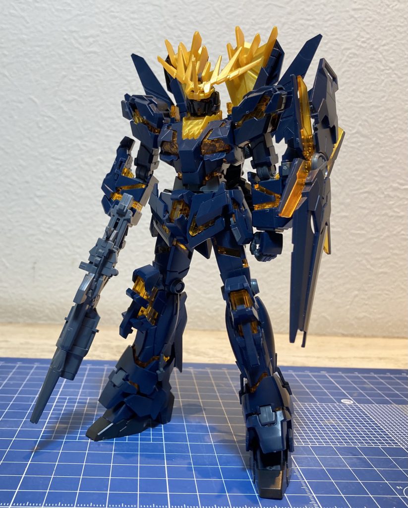 素組です。アームドアーマーDEは以前RGユニコーンを製作した時そちらに装備してしまいました。