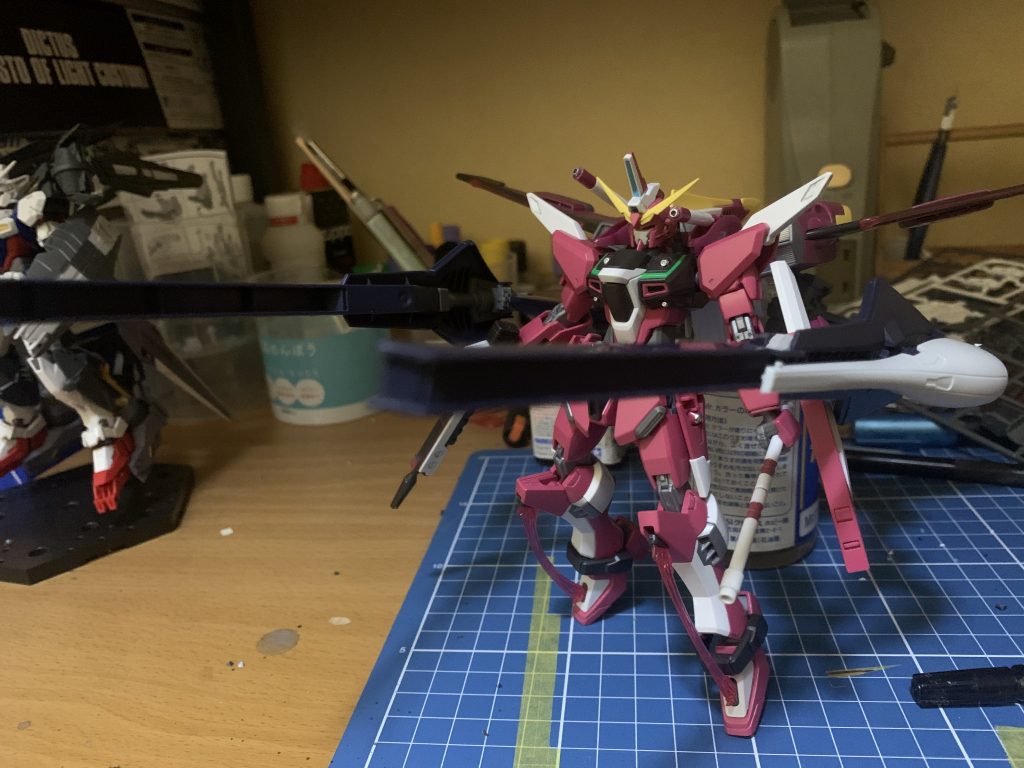 とにかく大きいものが欲しくて色々探していたんですが、発注ミスで積んでいたフルドドⅡがあって良かったです。接続がリフターの穴につけるだけなので3mm穴があれば誰にでも装着できますし、ストライカーパック対応機ならよりフィットします。