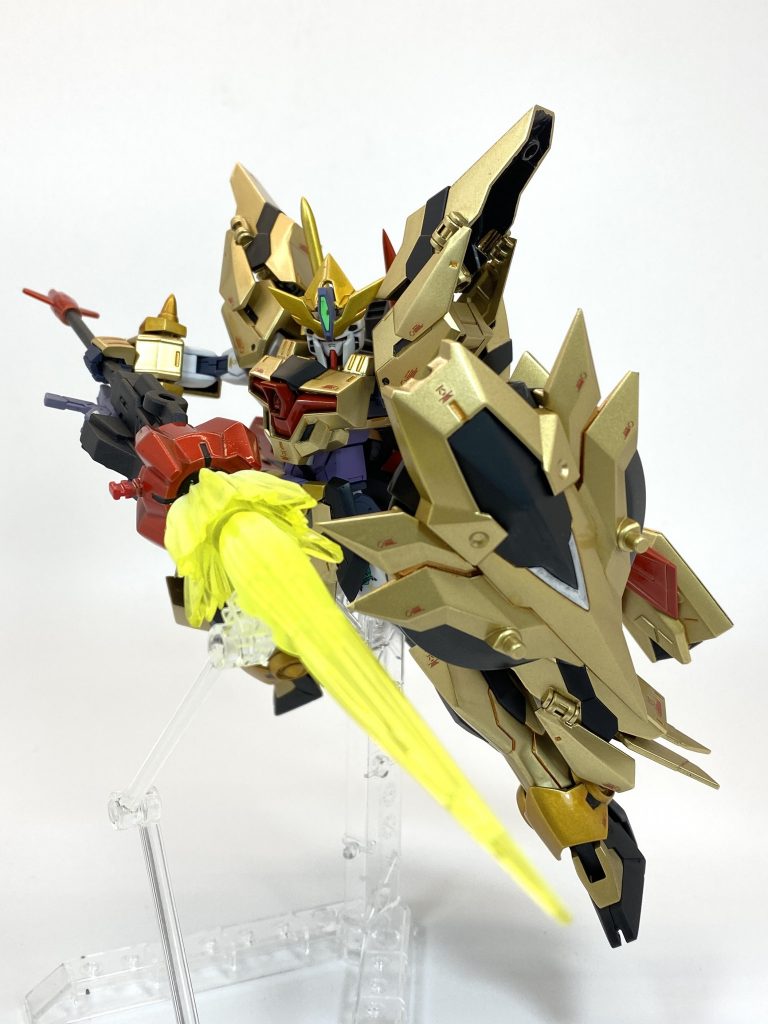ライジンビームランサーコアスプレーガンに追加バレルをドッキングした大型ビームランサー。