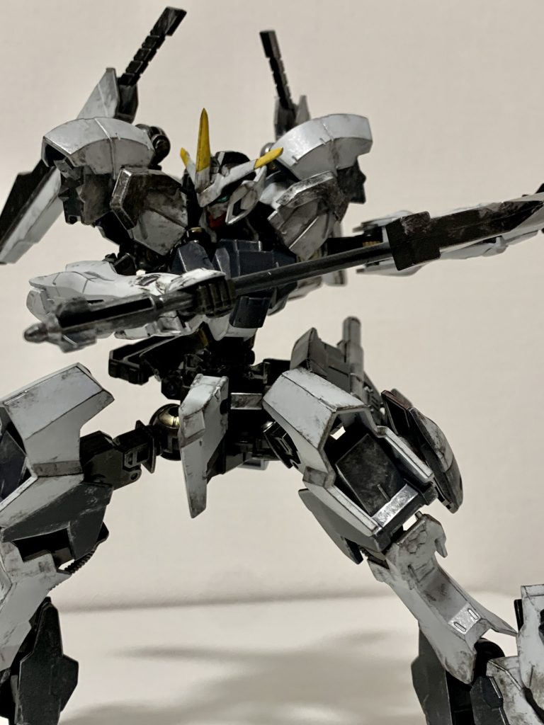 自由、されど不自由「俺を導いてくれ、ガンダム!!」真の自由をつかむため、男は悪魔と契約する…次は相手役とかをカスタム量産機で作ってみたいんで頑張ります。٩( ᐛ )و