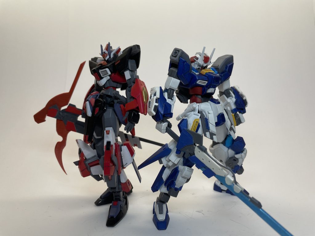 以上、ガンダムディーネでした。以前制作した進化の機体、ガンダムフェーテの対となる機体を制作いたしました。形や全体的なシルエットは似せながらも、カラーリングと微妙なアクセントにより、似て非なるものになったかと思います。みんな闇堕ち厨二機体好きでしょ?私は大好き。っつーわけで閲覧ありがとうございました!