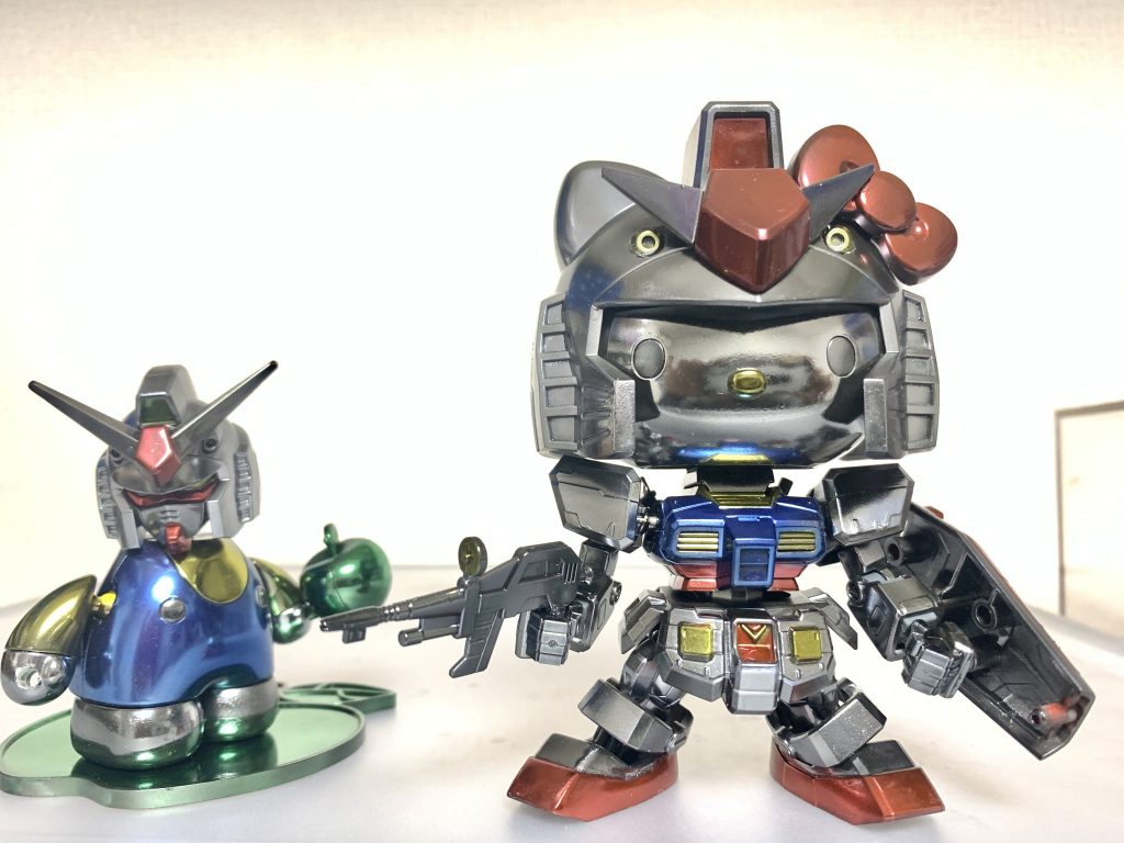 キティガンダムとガンダムキティです。