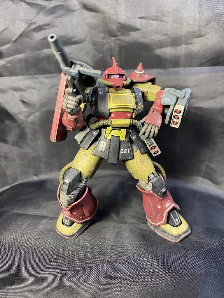 腰部ミサイルポッド構え!