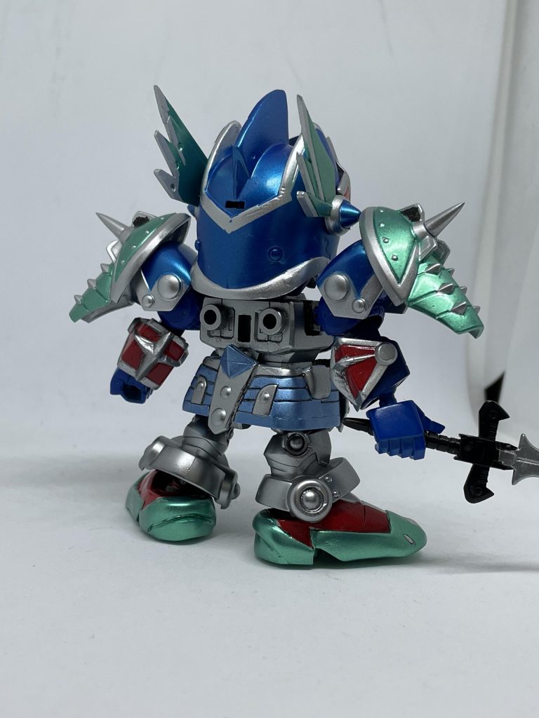 後ろから。ほぼ以前の皇騎士のままです