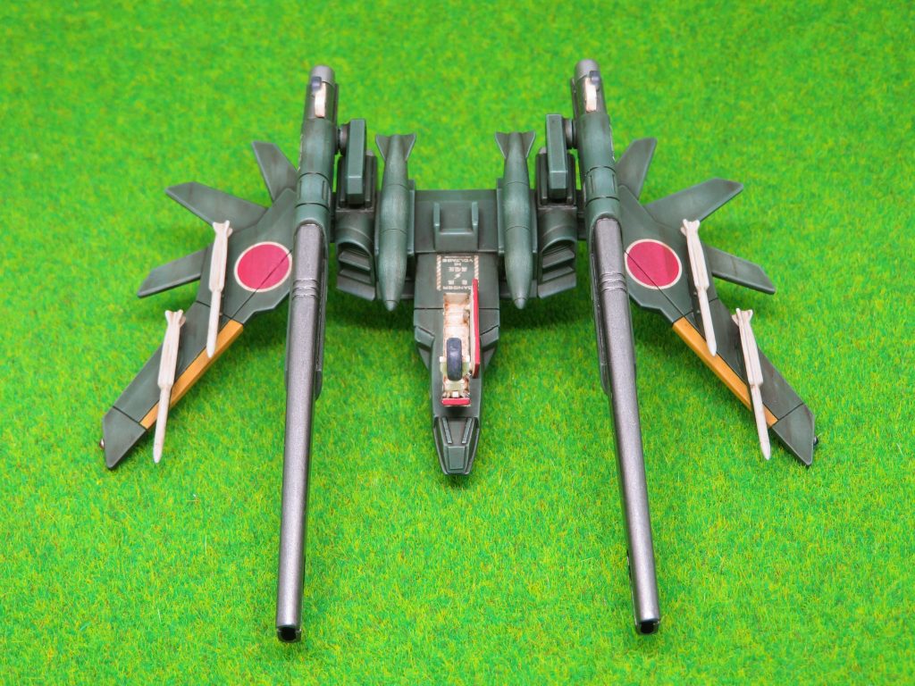機首裏の肉抜き穴を利用して、ハセガワ1/72 X-29の前脚を収納部ごと埋め込みミーティアミサイルと増槽は、ピットロード1/144エアクラフトウェポンセットより