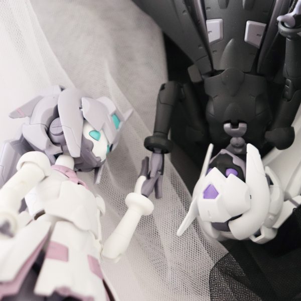 HG MOBILE DOLL SARAH